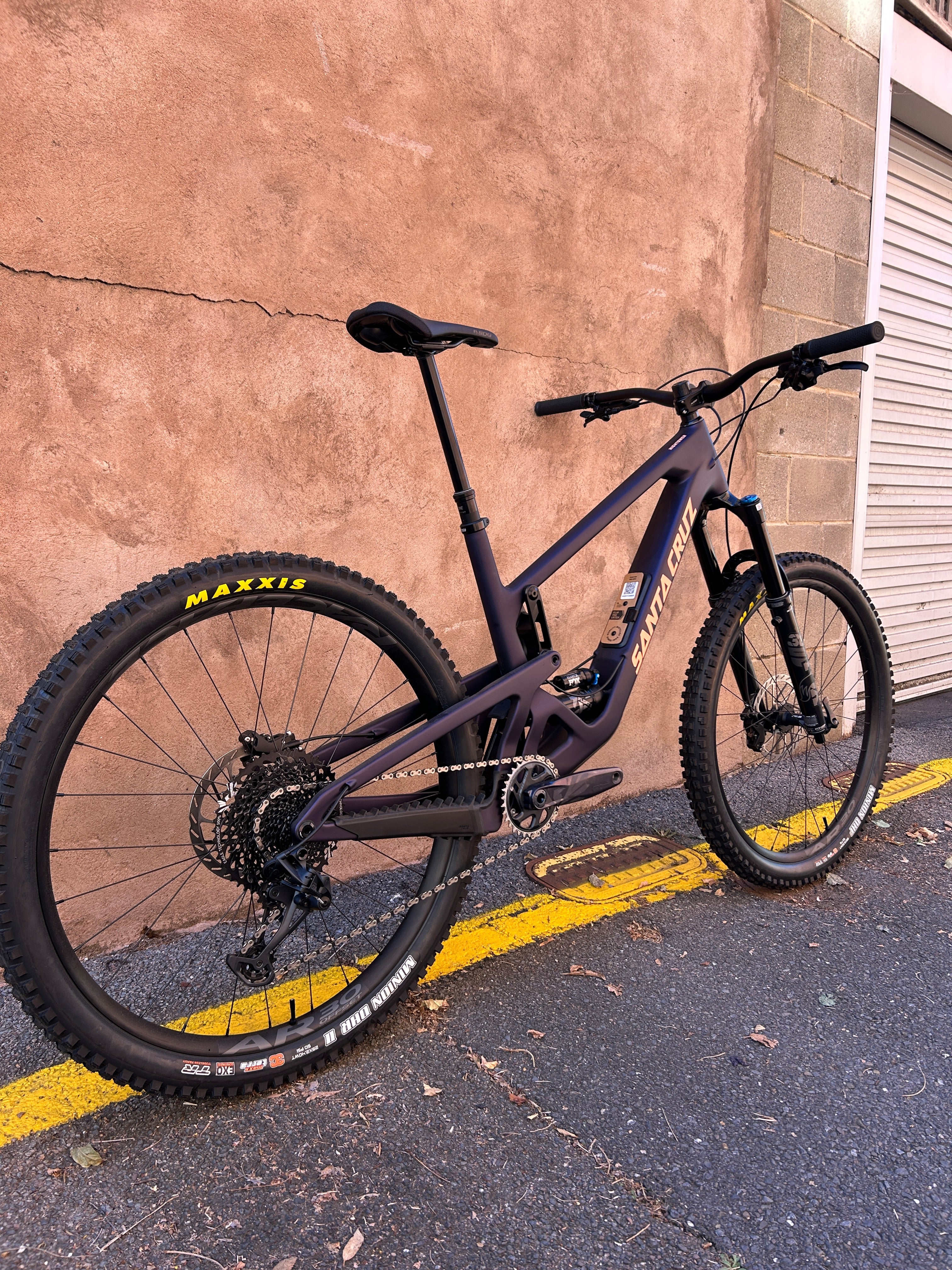 2025 Santa Cruz Hightower S-Kit - Image 3