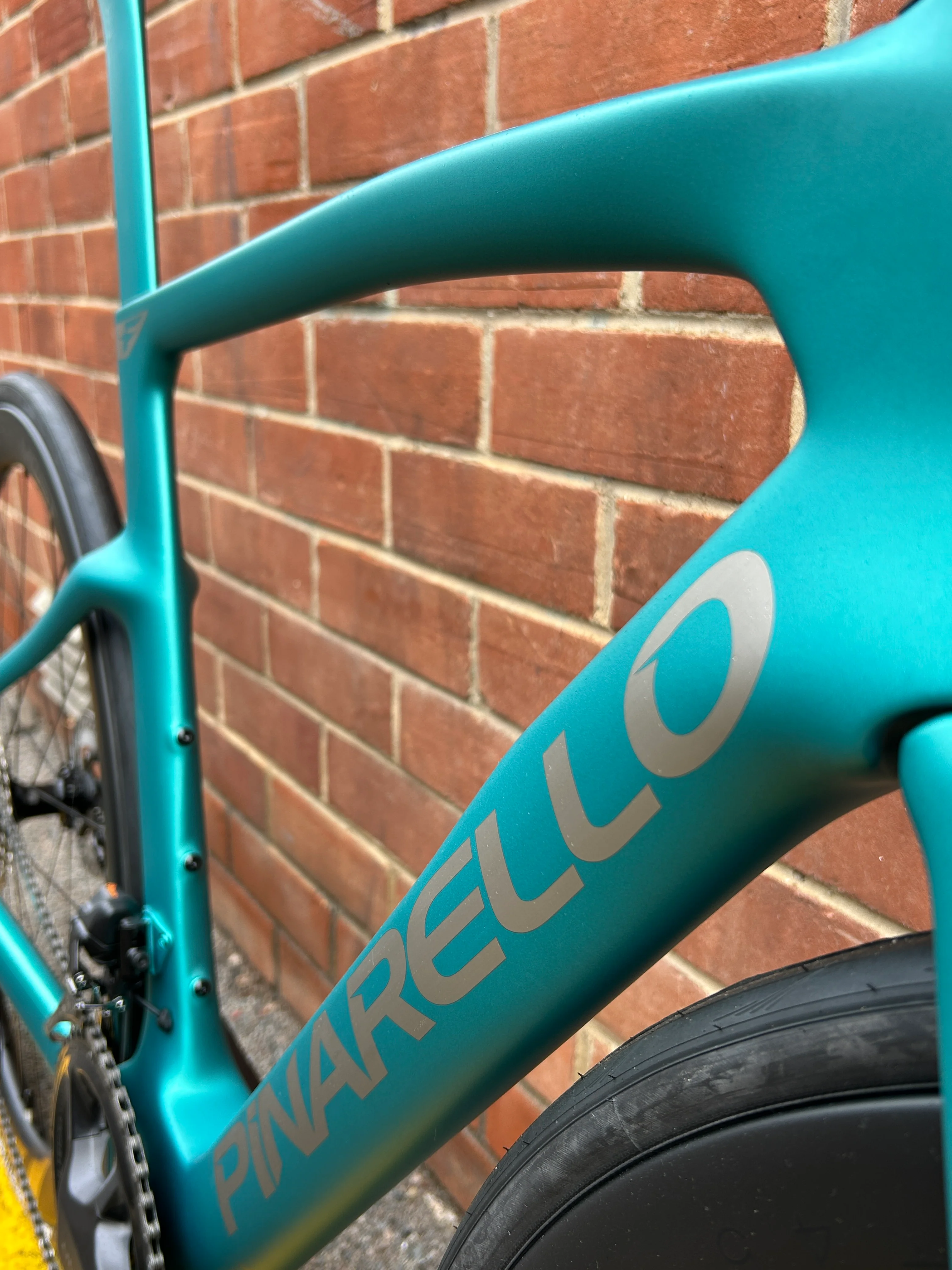 2026 Pinarello F7 Ultegra - Image 9