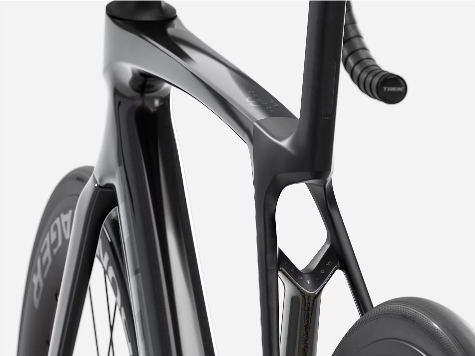 2026 Trek Madone SL 6 Gen 8 - Image 4