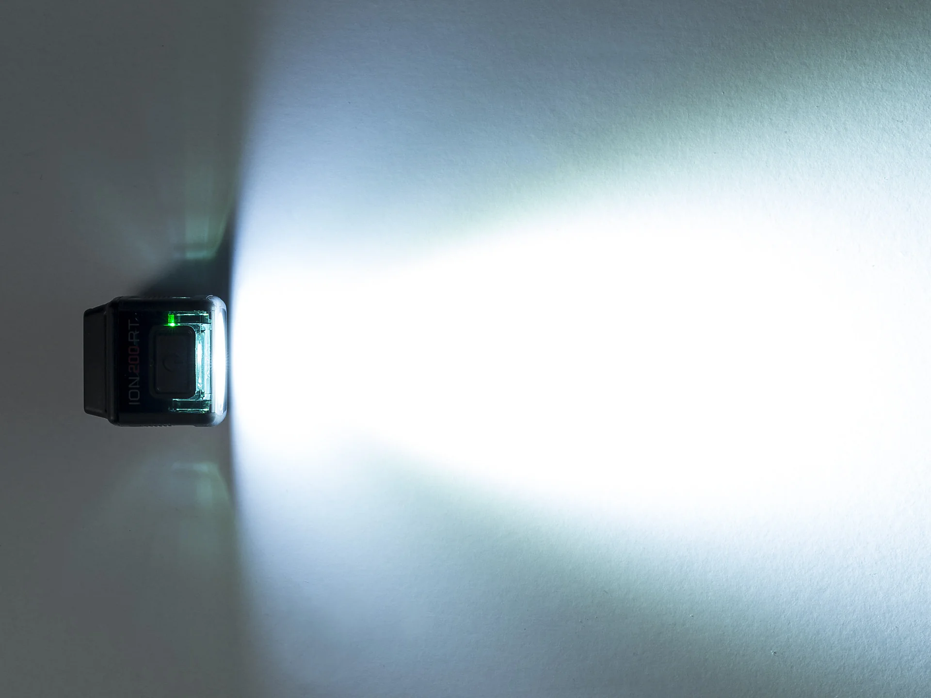 BONTRAGER ION 200 RT FRONT LIGHT - Image 3