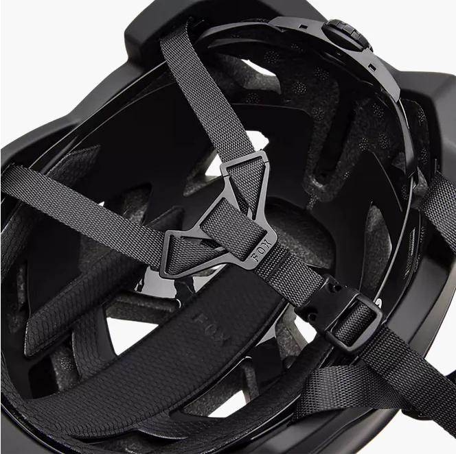 FOX 2026 SPEEDFRAME HELMET SOLID BLACK - Image 3