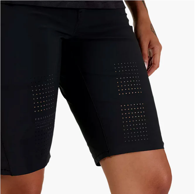 FOX 2025 WOMEN'S FLEXAIR SHORT BLACK - Image 2