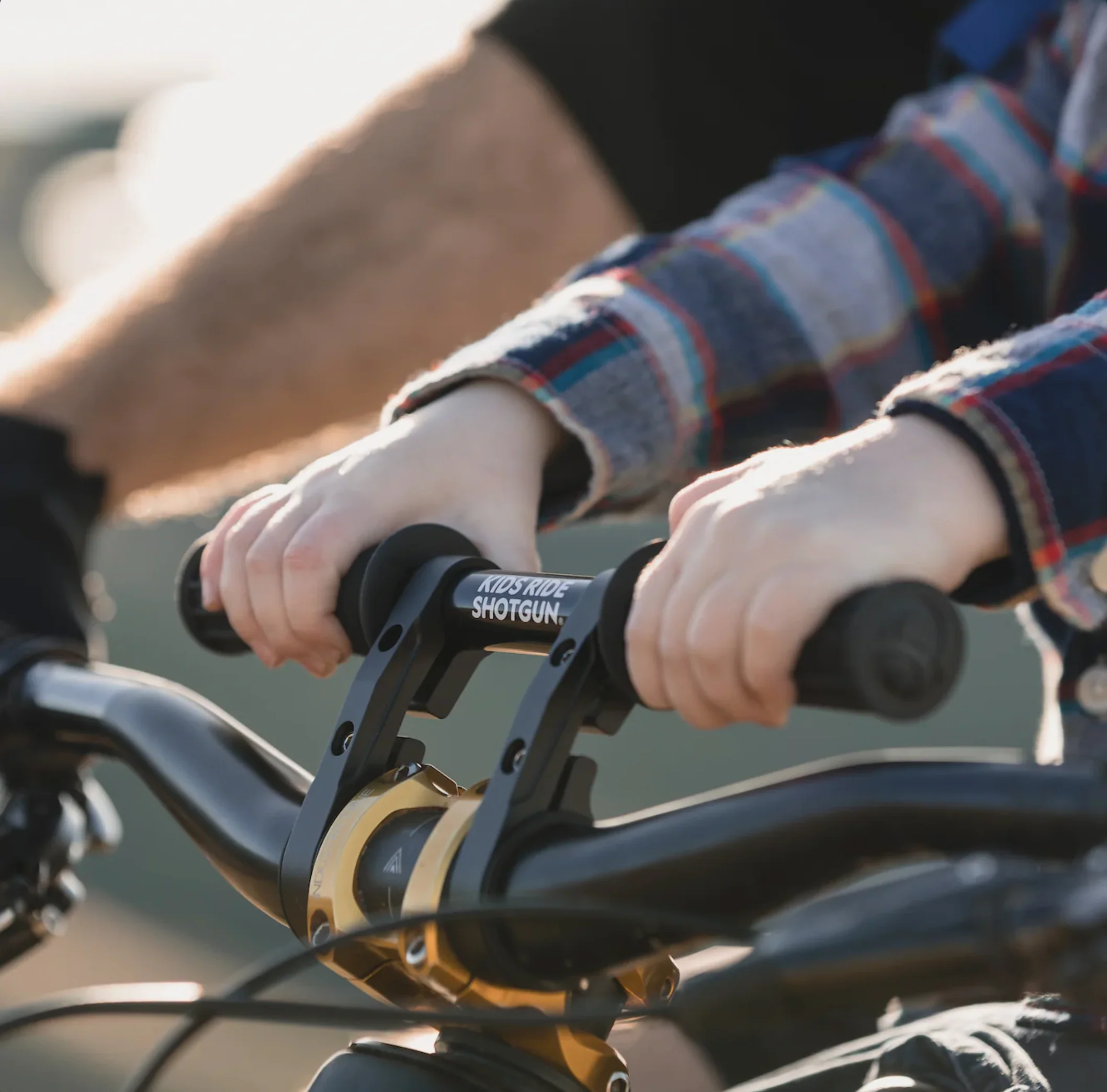 KIDS RIDE SHOTGUN 2.0 HANDLEBAR BLACK - Image 2