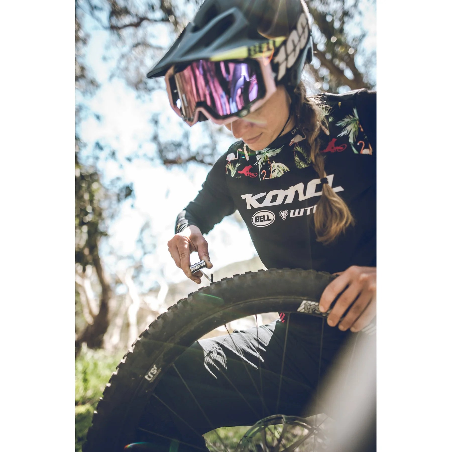 LEZYNE CLASSIC TUBELESS PATCH KIT - Image 2