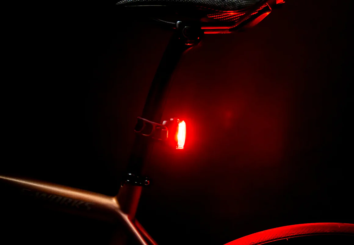 LEZYNE ZECTO DRIVE MAX 400+ REAR LIGHT USB-C RECHARGEABLE - Image 5