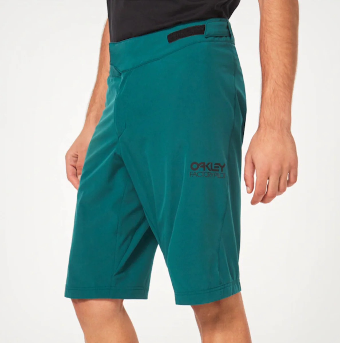OAKLEY FACTORY PILOT LITE SHORT BAYBERRY - Image 2