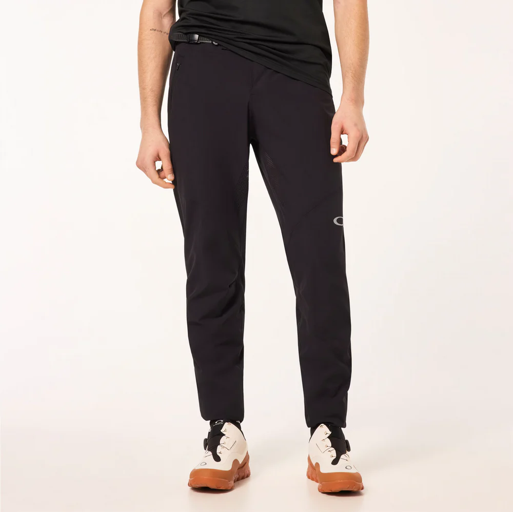 OAKLEY SEEKER AIRLINE PANT BLACKOUT - Image 5