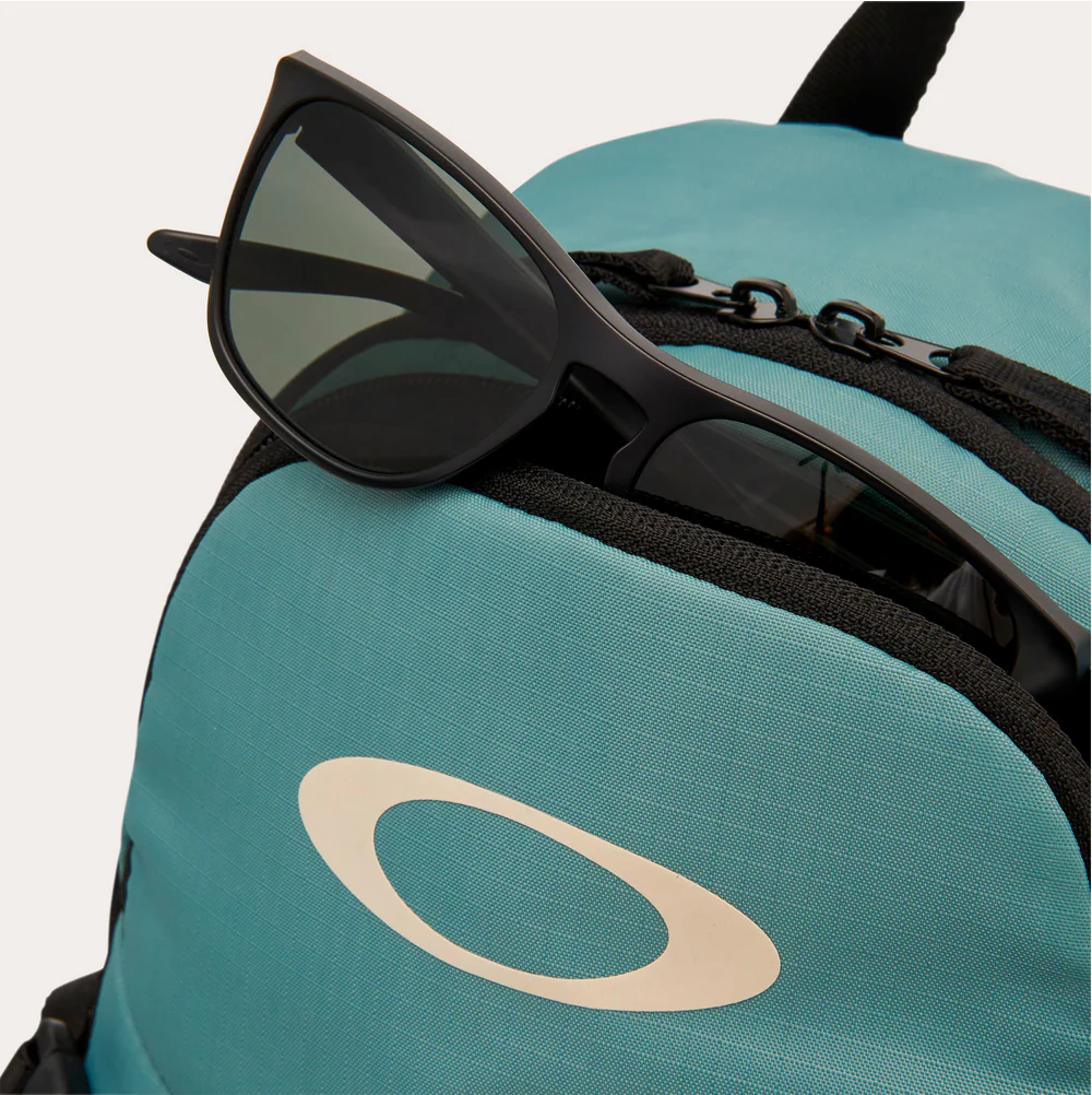 OAKLEY SEEKER TRAVERSE RC HYDRA BAG - PACIFIC - Image 3