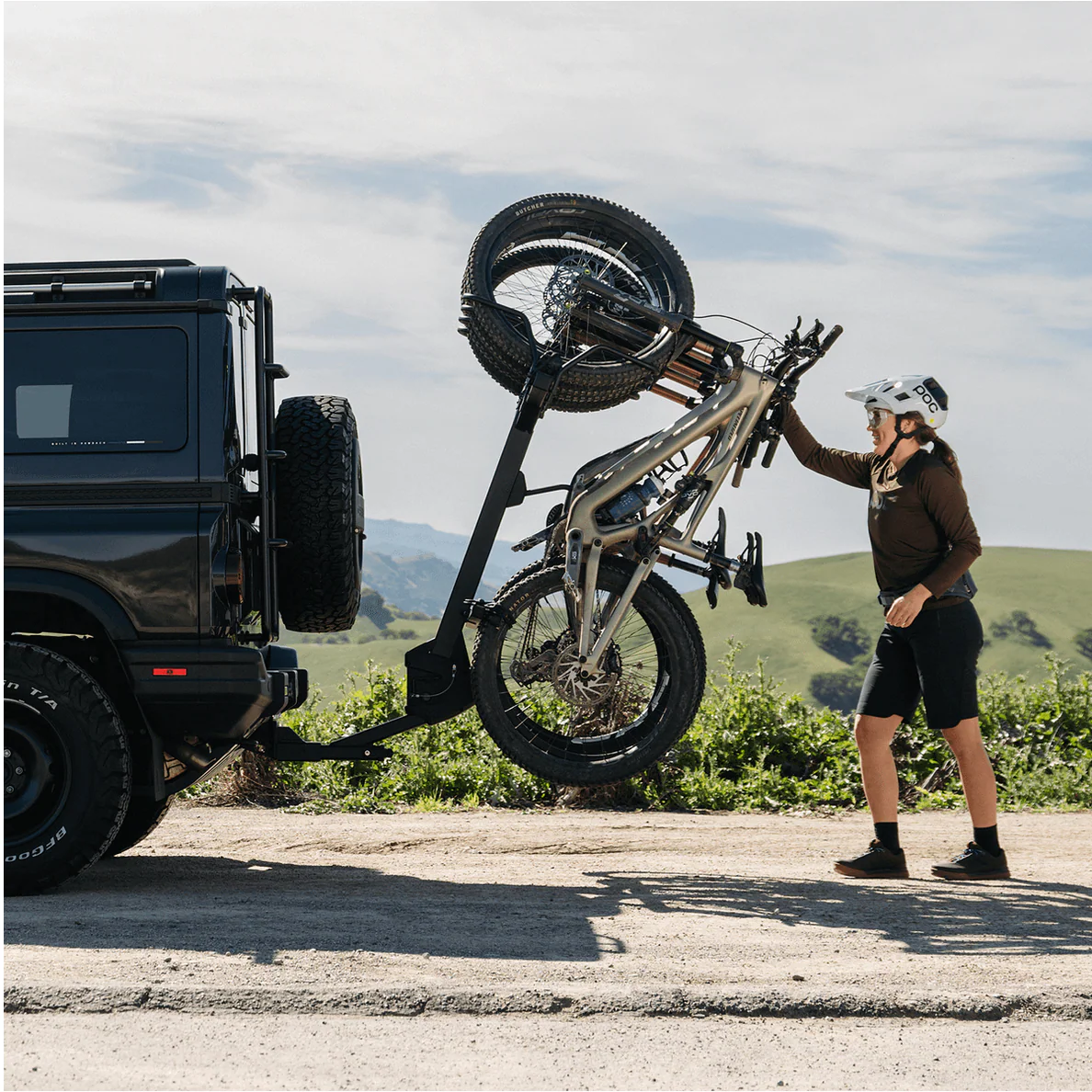 Thule ReVert 4-Bike Carrier - Image 5